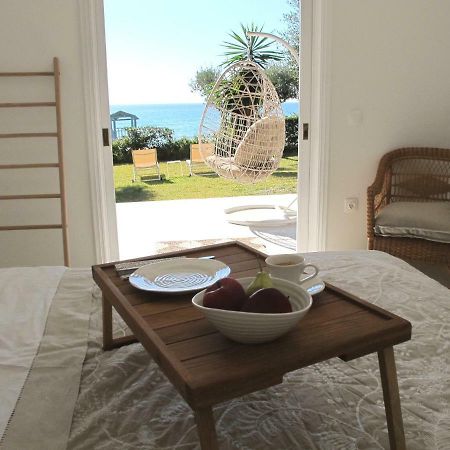 Aqua Seafront Glyfada Corfu Beach House With Garden Exterior foto