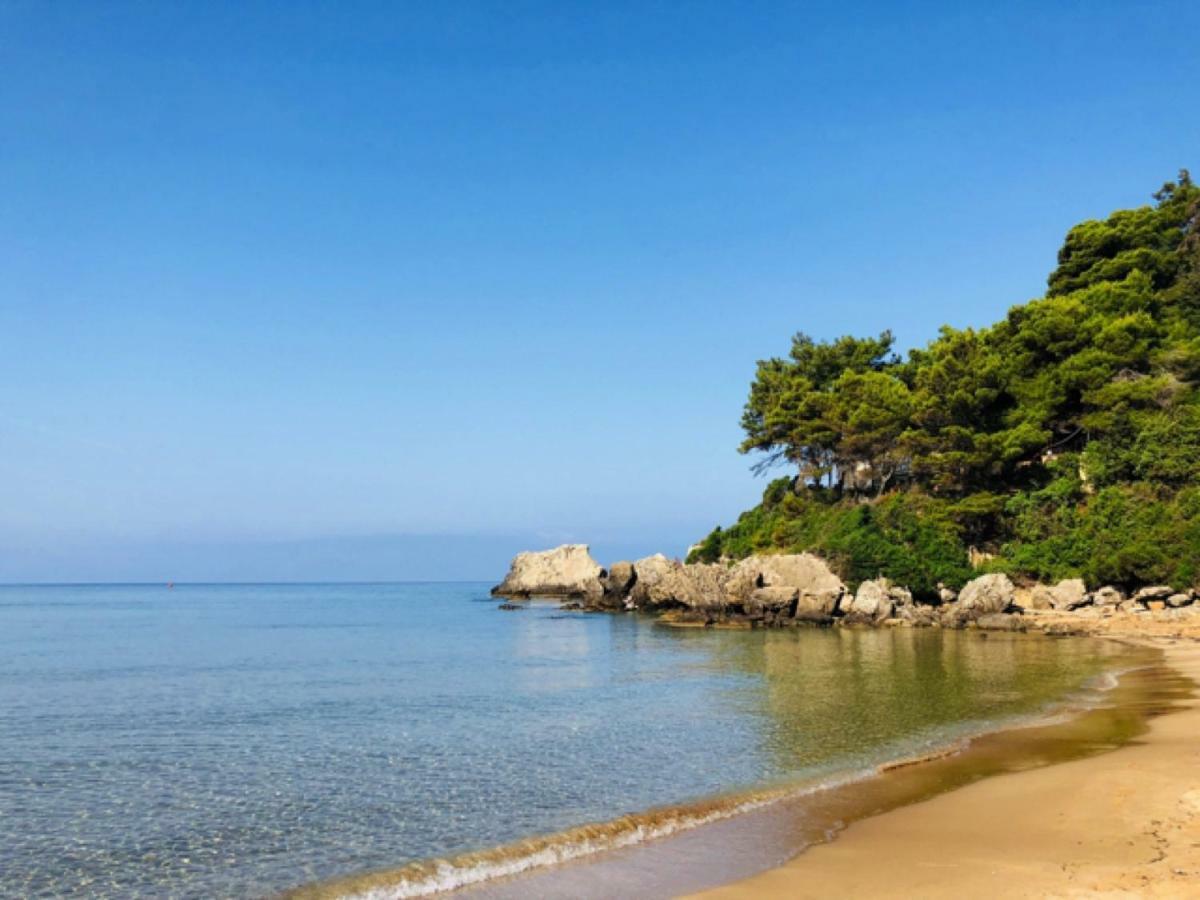 Aqua Seafront Glyfada Corfu Beach House With Garden Exterior foto